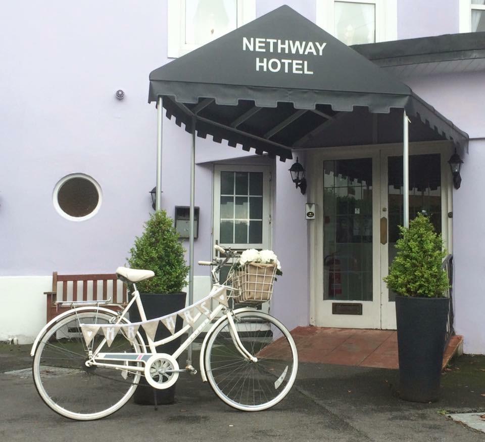 Nethway Hotel Торки Екстериор снимка